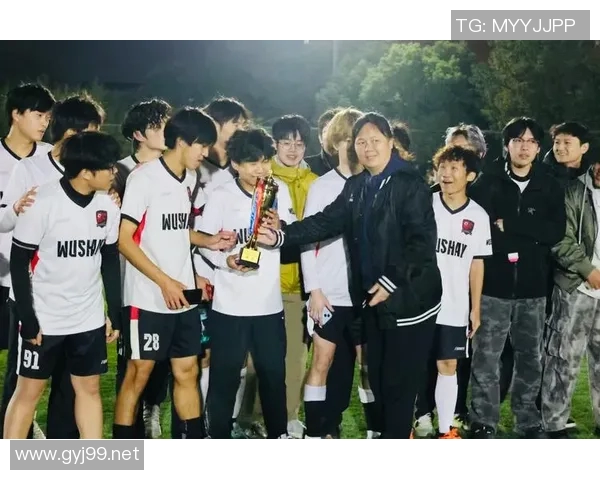 新球星足球燃动绿茵青春点亮梦想激情开启全新赛季征程